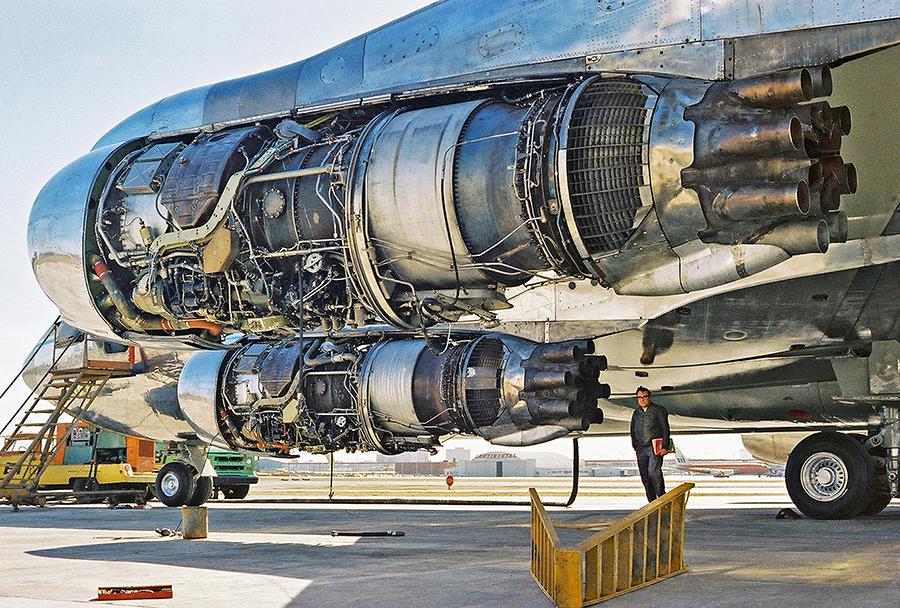 B707 Engines Copyright Haynes | Xtended